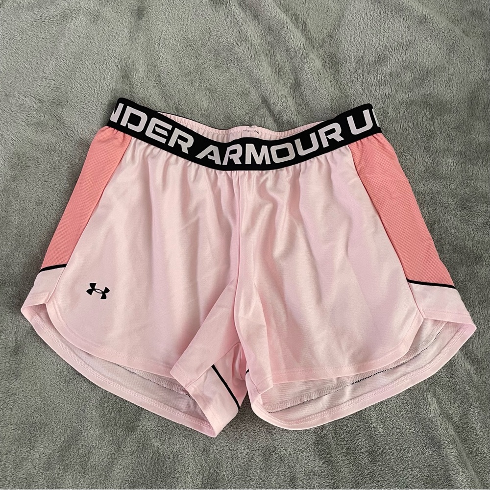 Under Armour Shorts | Size S